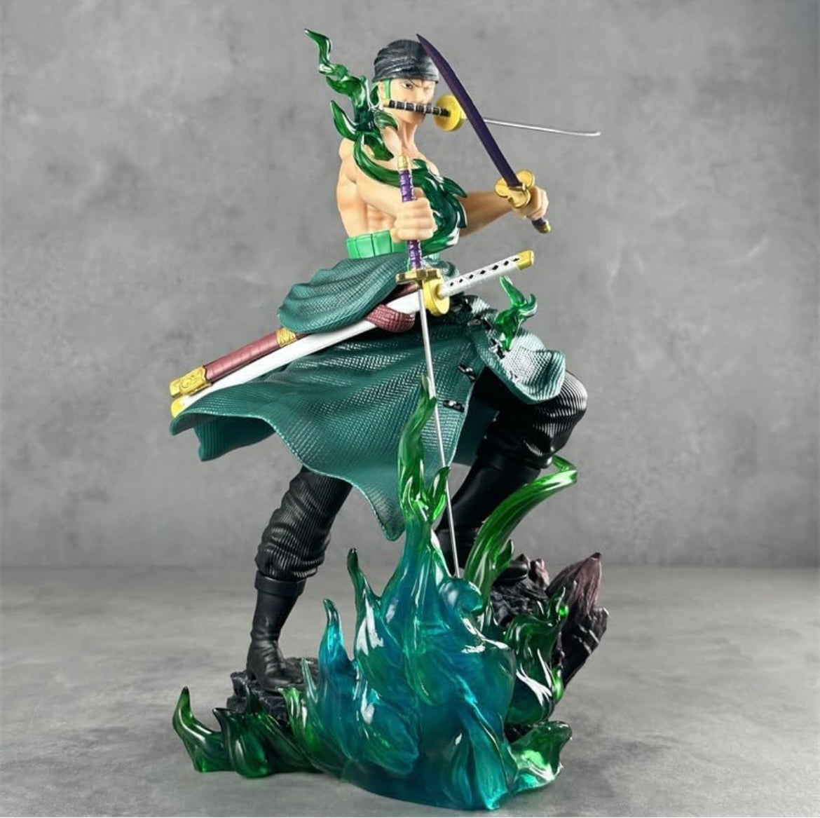Roronoa Zoro Statue (3 Interchangeable Heads)