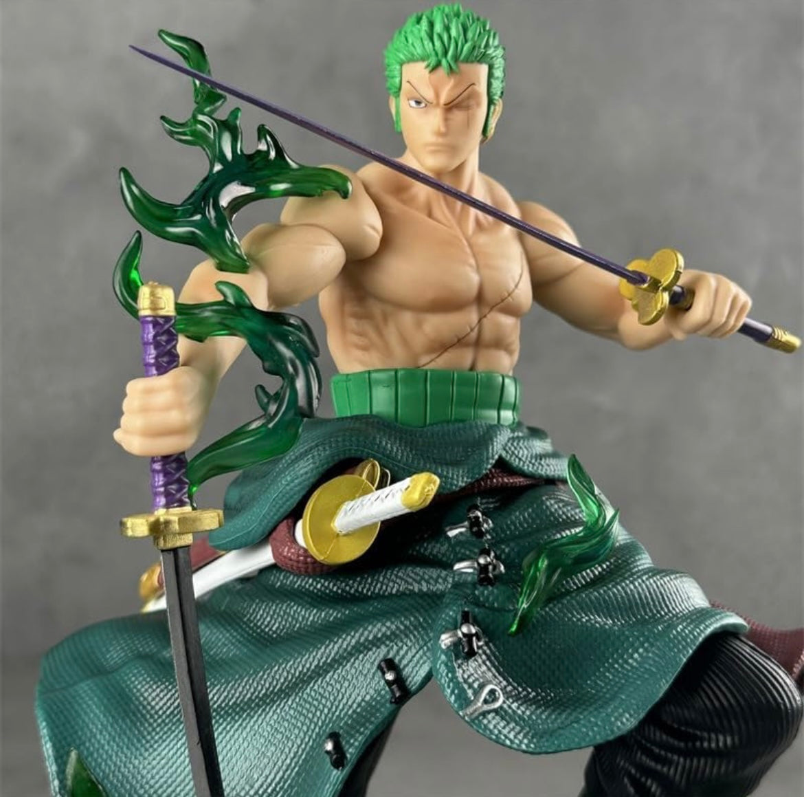 Roronoa Zoro Statue (3 Interchangeable Heads)