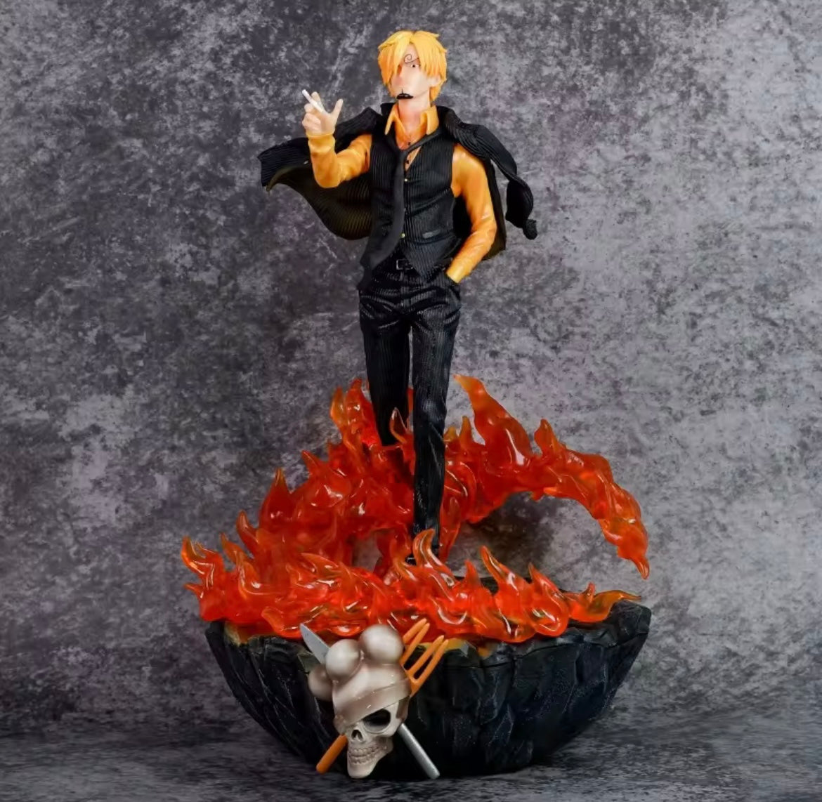 One Piece Sanji Action Figure Luffy Sauron Illuminated Scene