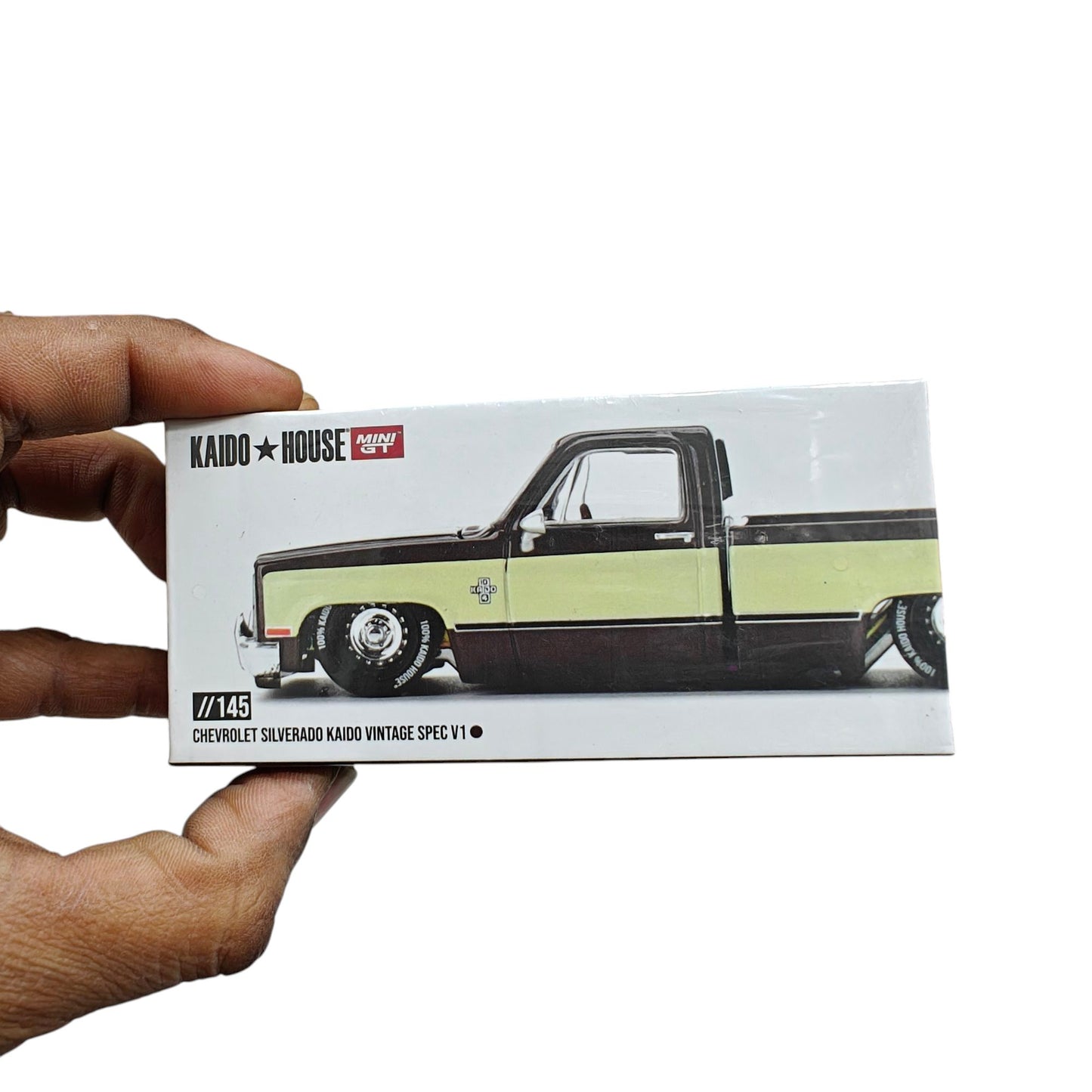 Kaido House Mini GT //145 Chevrolet Silverado Kaido Vintage Spec V1 1/64 Diecast Model