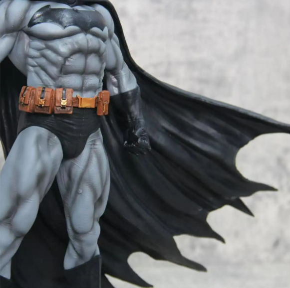 Batman Figure - DC Comics Statue