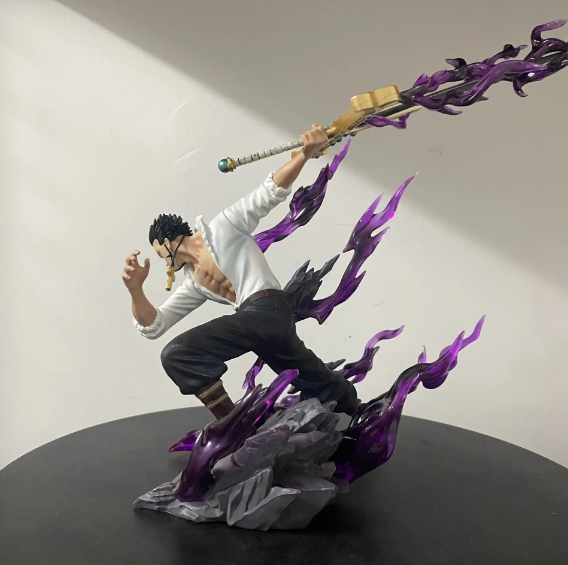 Dracule Mihawk "Hawk-Eyes" Figure