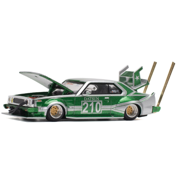 XCARTOYS S9-05 Datsun 210 "Pop Race" Bosozoku Style 1/64 Diecast Model