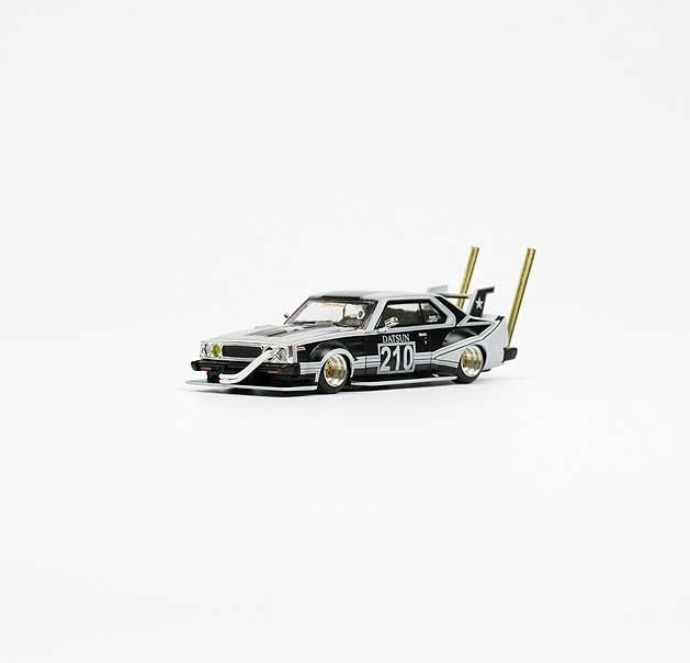 XCARTOYS S9-04 Skyline C210 Datsun 210 Bosozoku Style 1/64 Diecast Model