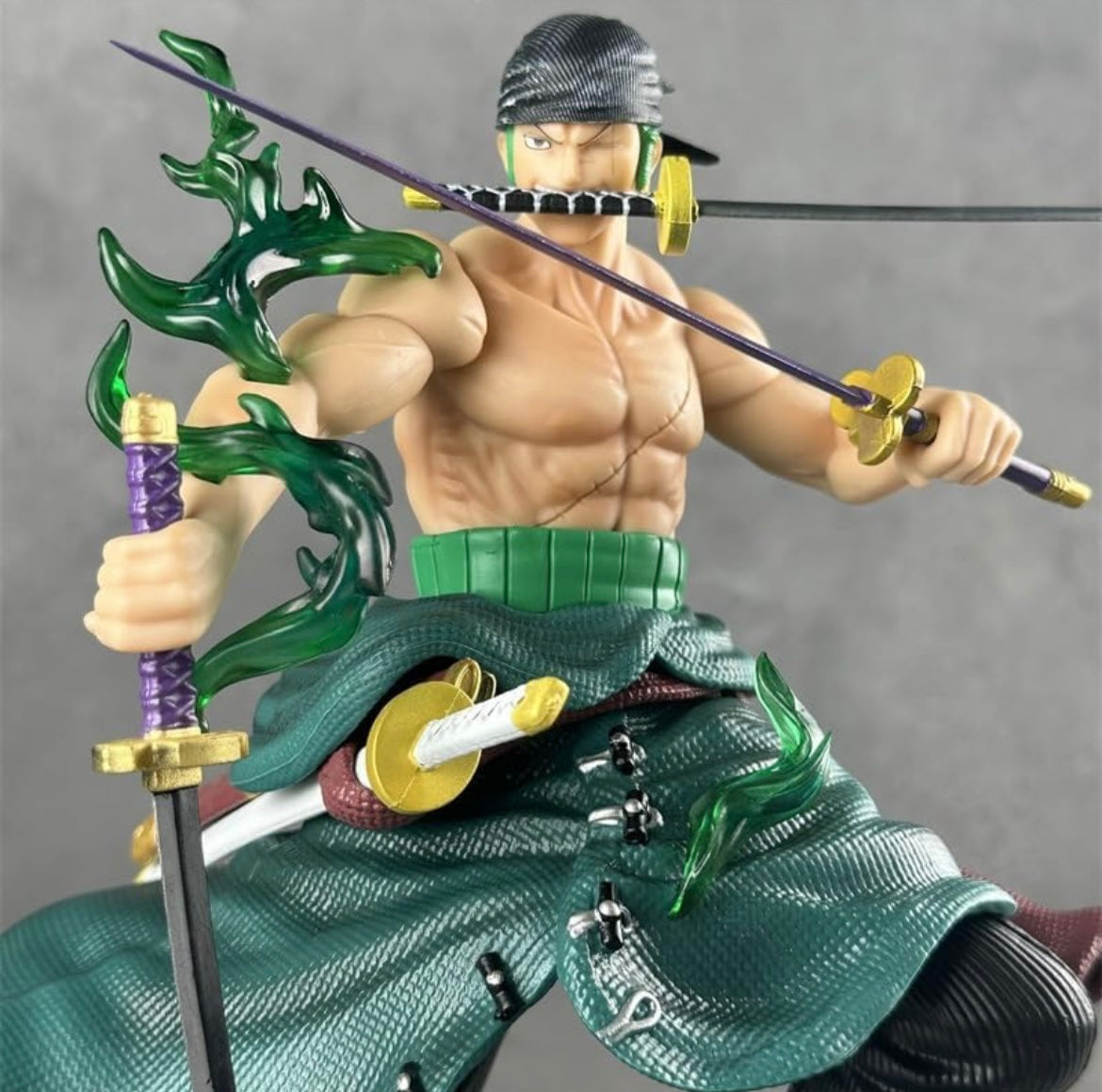 Roronoa Zoro Statue (3 Interchangeable Heads)